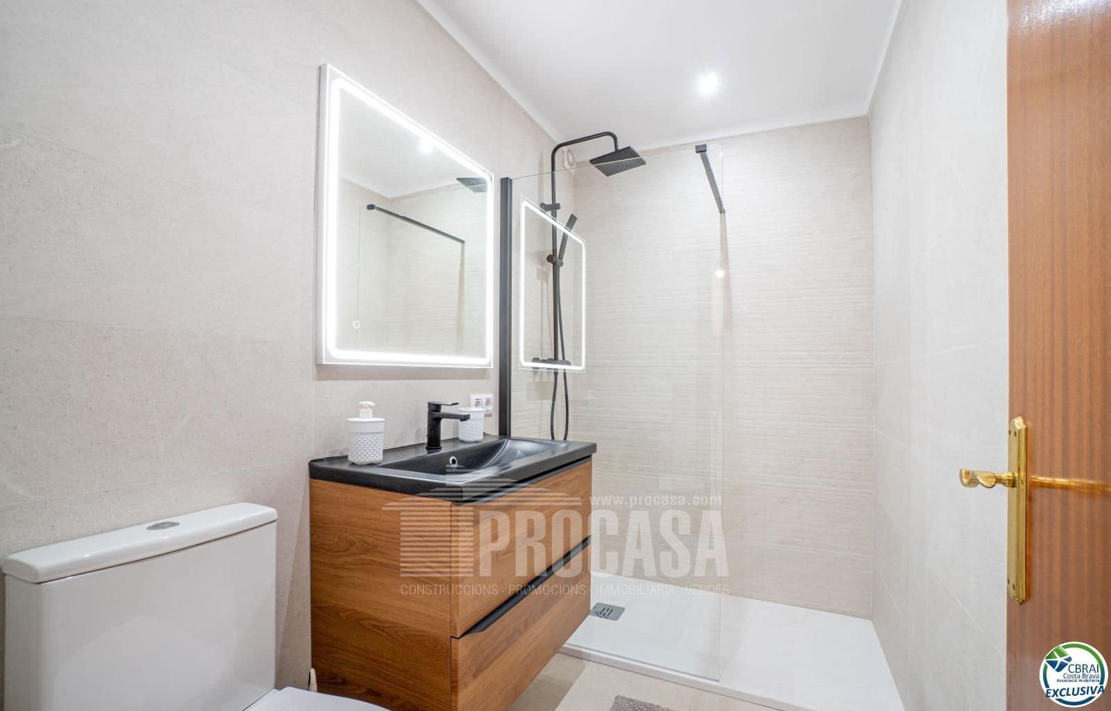 3 soverom Hus til salgs i Empuriabrava med garasje - € 595 000 (Ref: 8435991)