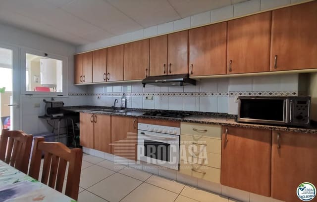 4 slaapkamer Villa te koop in Roses - € 286.000 (Ref: 8447052)