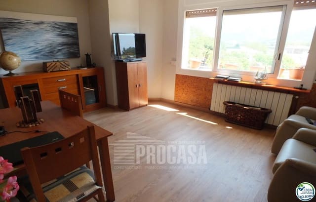 2 slaapkamer Flat te koop in Roses - € 147.000 (Ref: 8457462)