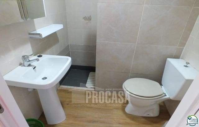 2 slaapkamer Flat te koop in Roses - € 147.000 (Ref: 8457462)