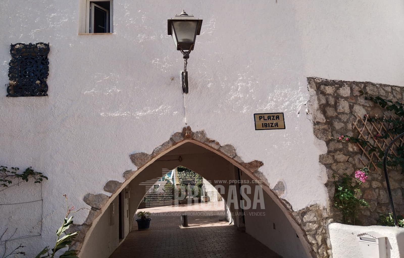 4 bedroom Villa for sale in Empuriabrava - € 399,000 (Ref: 8534486)