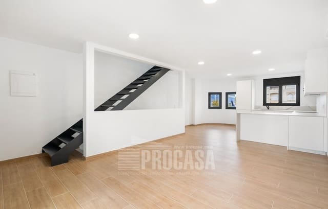 4 soverom Villa til salgs i Empuriabrava, Castelló d'Empúries med garasje - € 639 000 (Ref: 8534487)