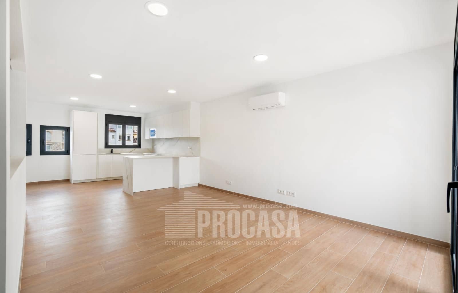 4 soverom Villa til salgs i Empuriabrava med garasje - € 639 000 (Ref: 8534487)