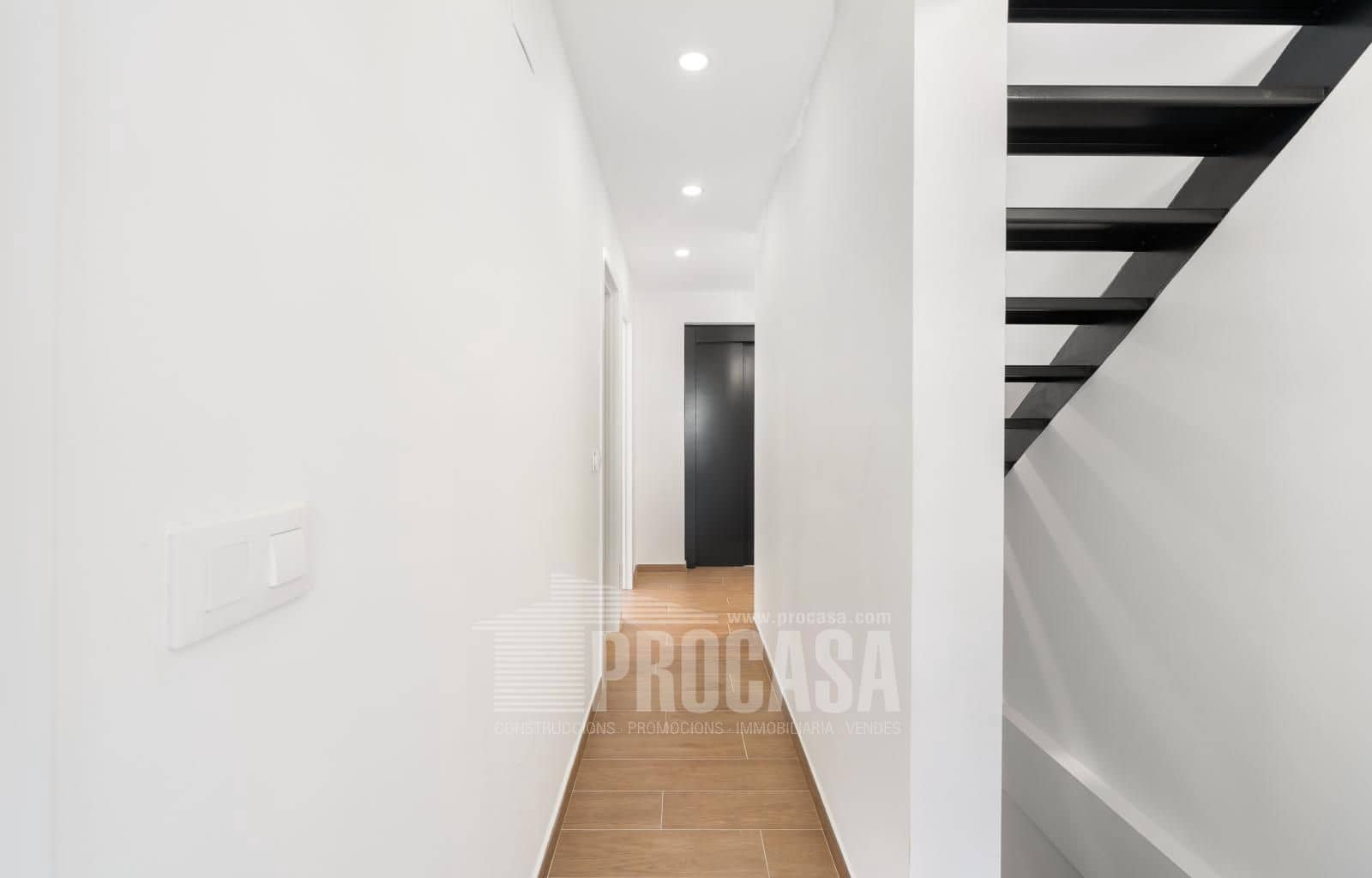 4 soverom Villa til salgs i Empuriabrava med garasje - € 639 000 (Ref: 8534487)