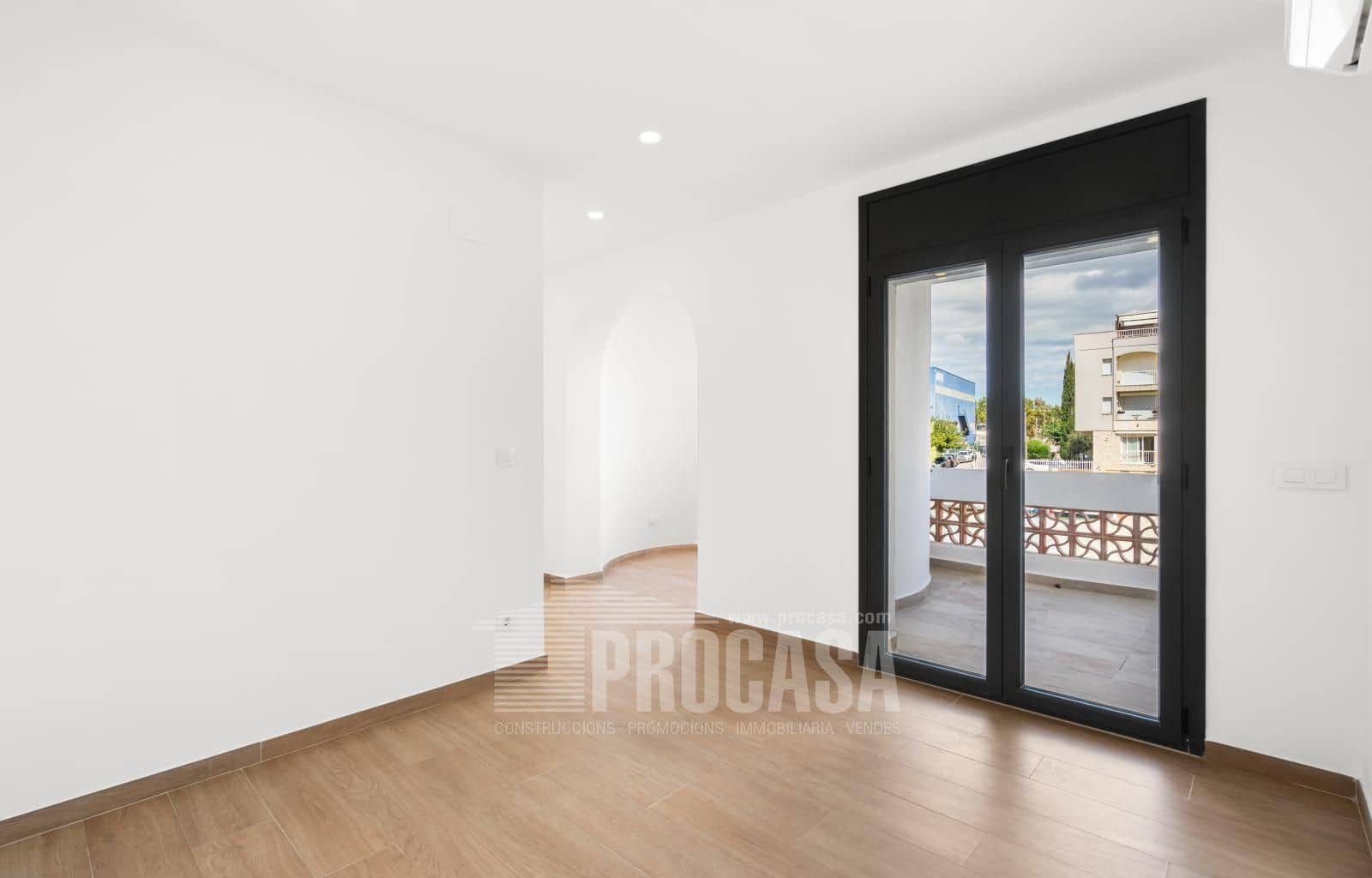 4 soverom Villa til salgs i Empuriabrava med garasje - € 639 000 (Ref: 8534487)