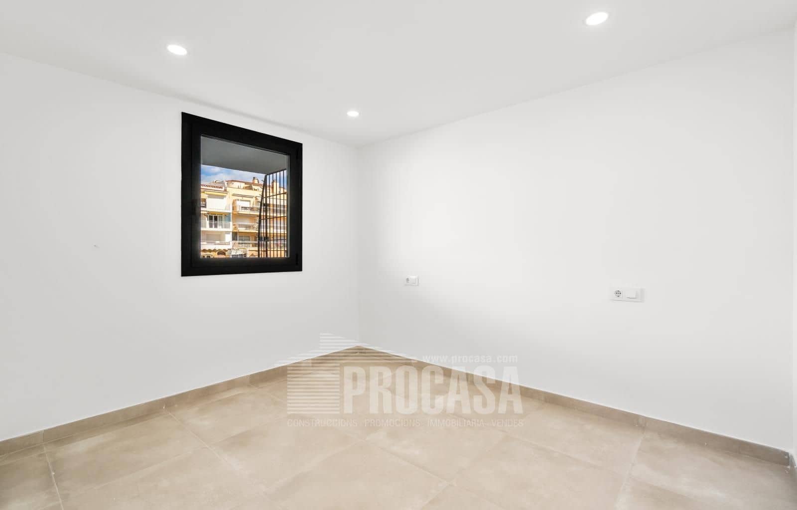 4 soverom Villa til salgs i Empuriabrava med garasje - € 639 000 (Ref: 8534487)