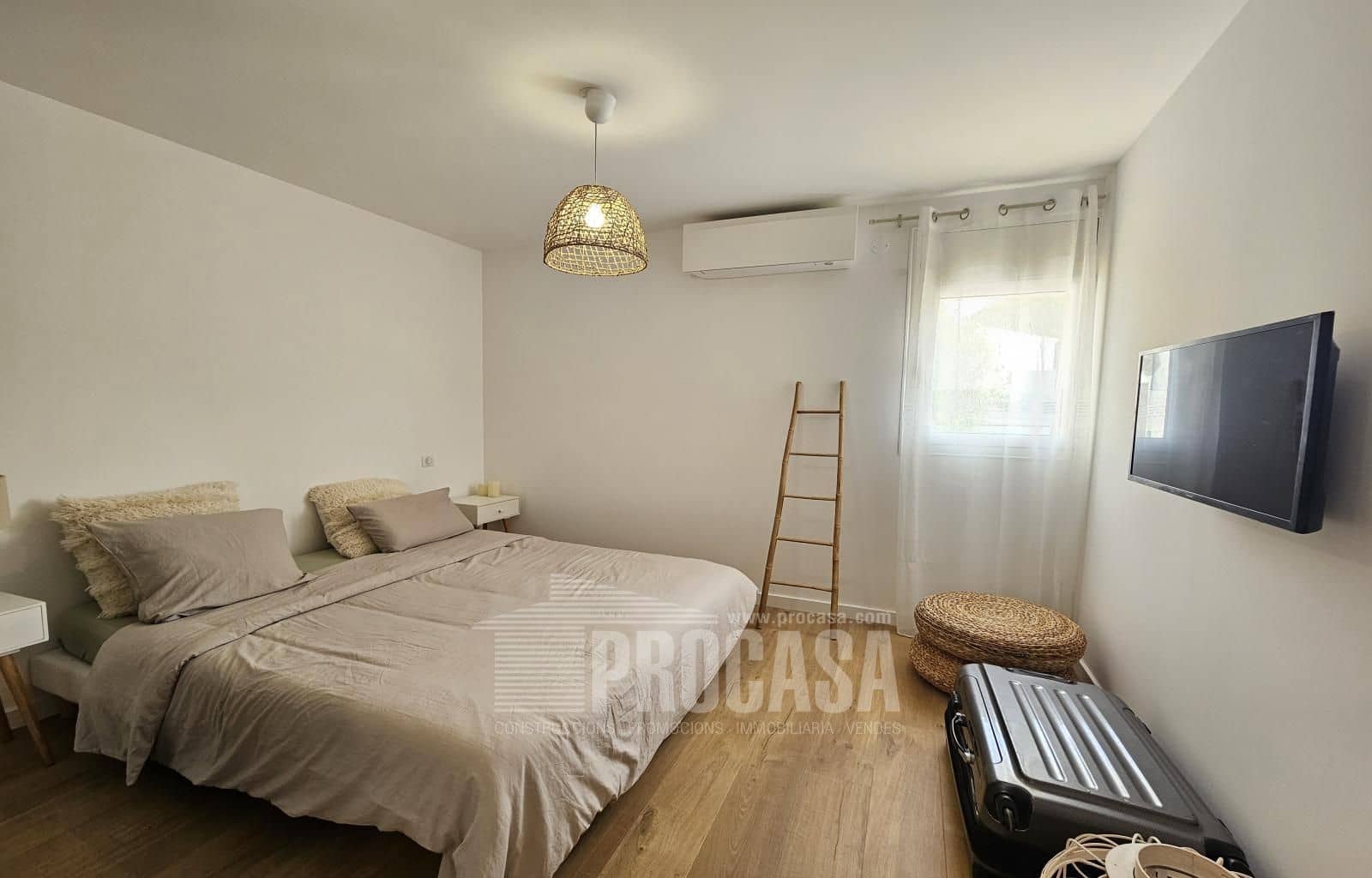 6 sypialnia Willa na sprzedaż w Empuriabrava z basenem garażem - 1 499 000 € (Ref: 8549589)