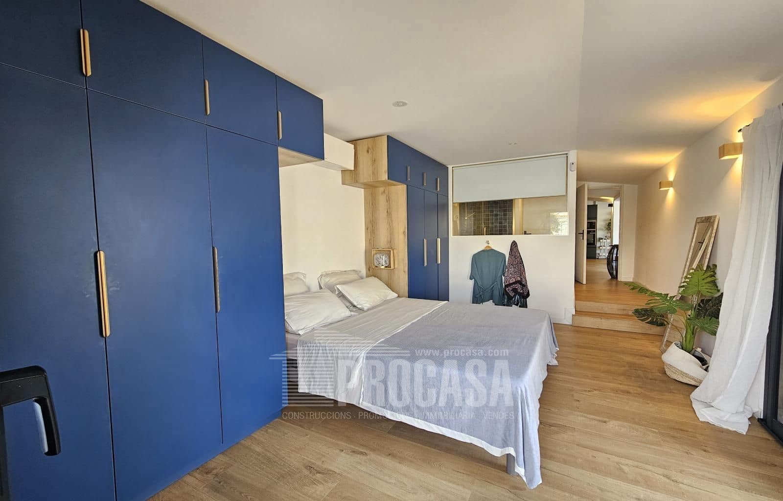 6 sypialnia Willa na sprzedaż w Empuriabrava z basenem garażem - 1 499 000 € (Ref: 8549589)