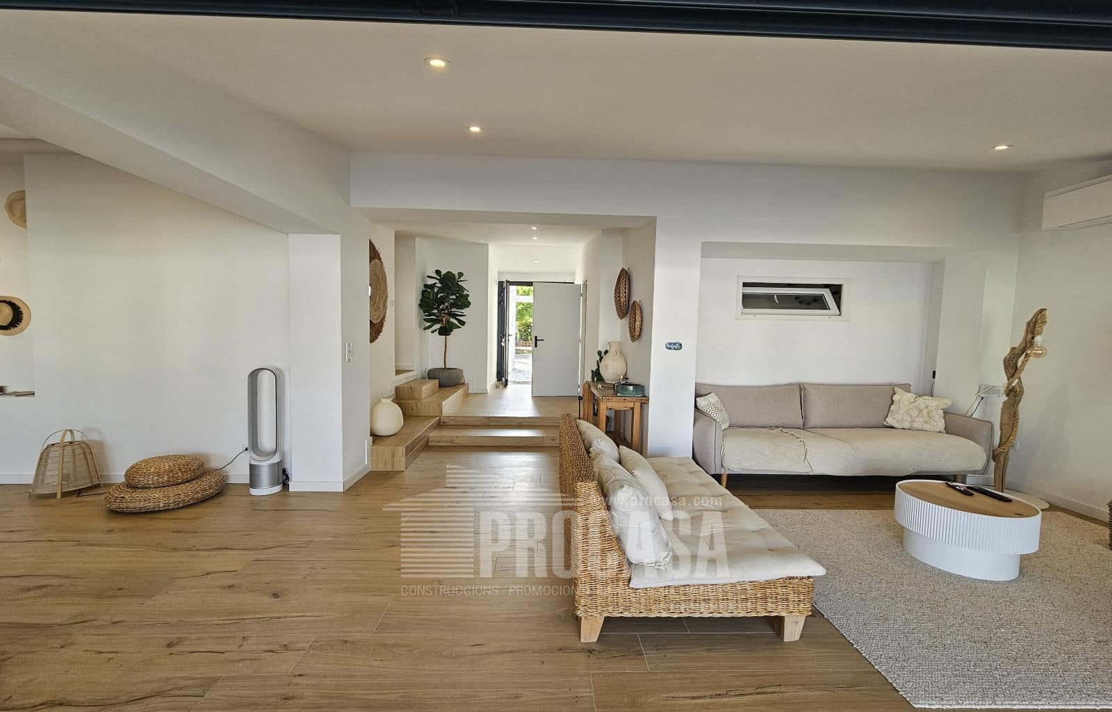 6 sypialnia Willa na sprzedaż w Empuriabrava z basenem garażem - 1 499 000 € (Ref: 8549589)