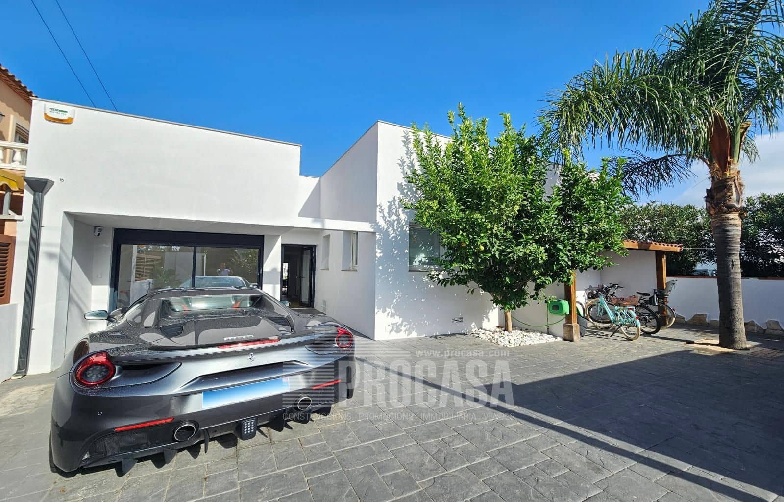 6 sypialnia Willa na sprzedaż w Empuriabrava z basenem garażem - 1 499 000 € (Ref: 8549589)