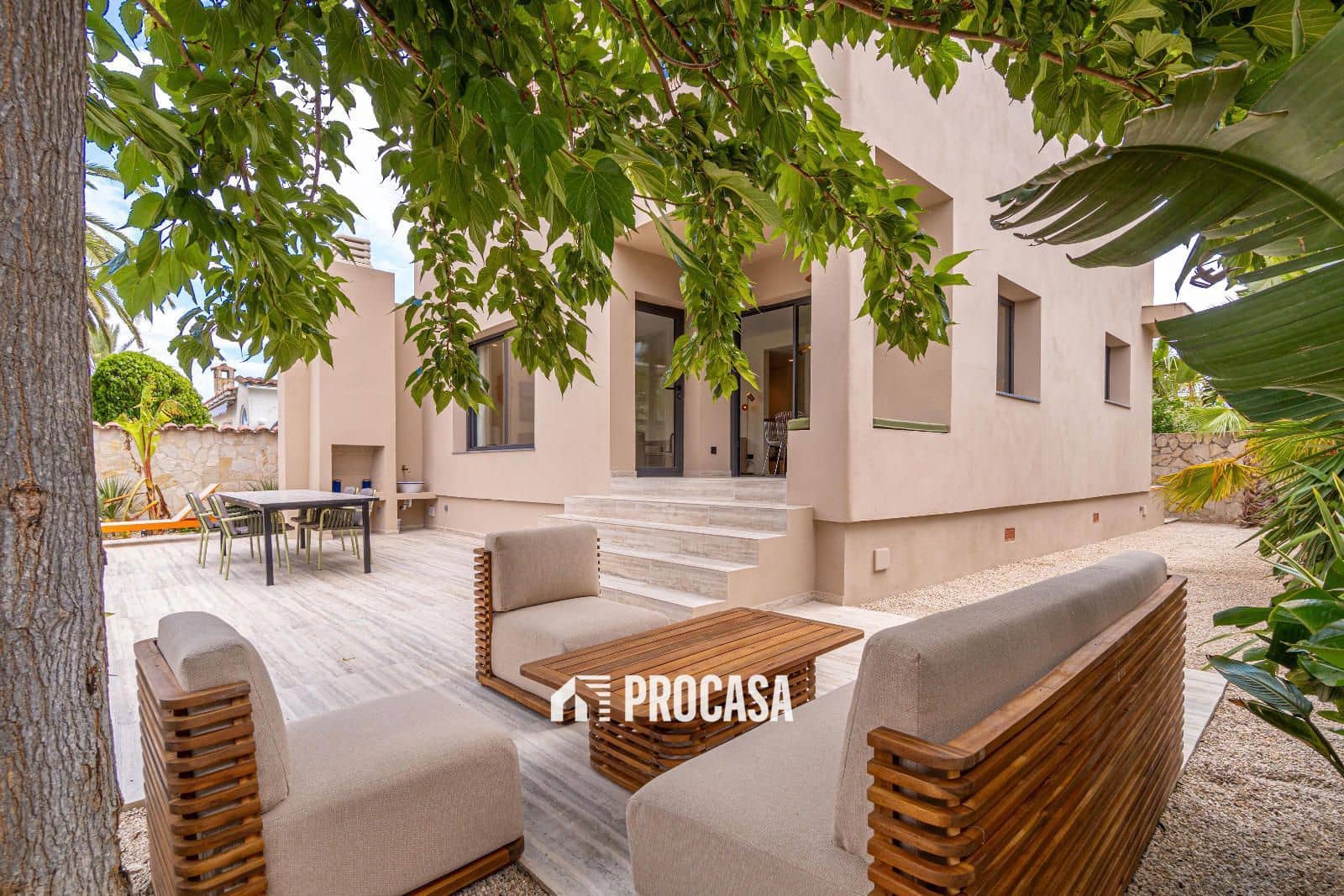 4 chambre Villa/Maison à vendre à Empuriabrava avec piscine garage - 1 450 000 € (Ref: 8553504)