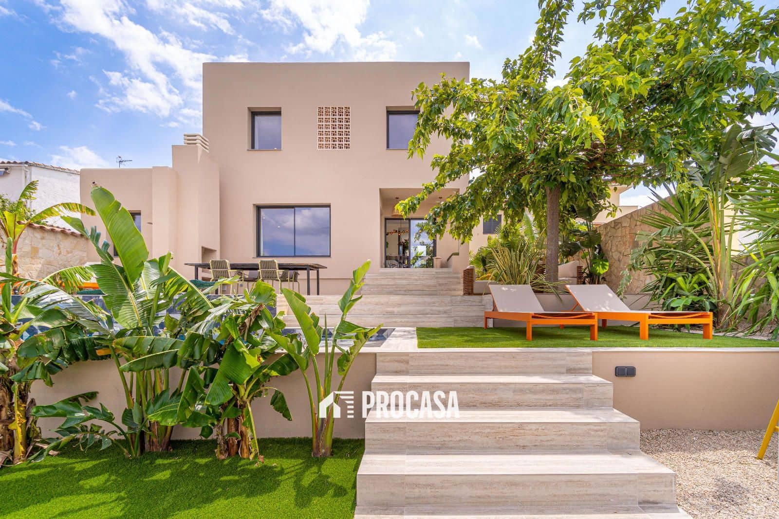 4 chambre Villa/Maison à vendre à Empuriabrava avec piscine garage - 1 450 000 € (Ref: 8553504)