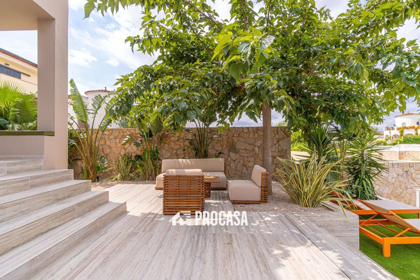 4 chambre Villa/Maison à vendre à Empuriabrava avec piscine garage - 1 450 000 € (Ref: 8553504)
