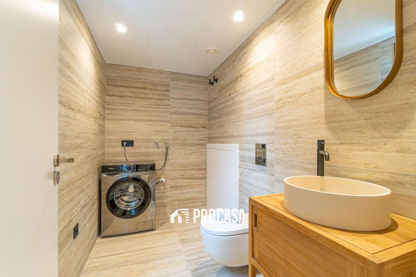 4 chambre Villa/Maison à vendre à Empuriabrava avec piscine garage - 1 450 000 € (Ref: 8553504)