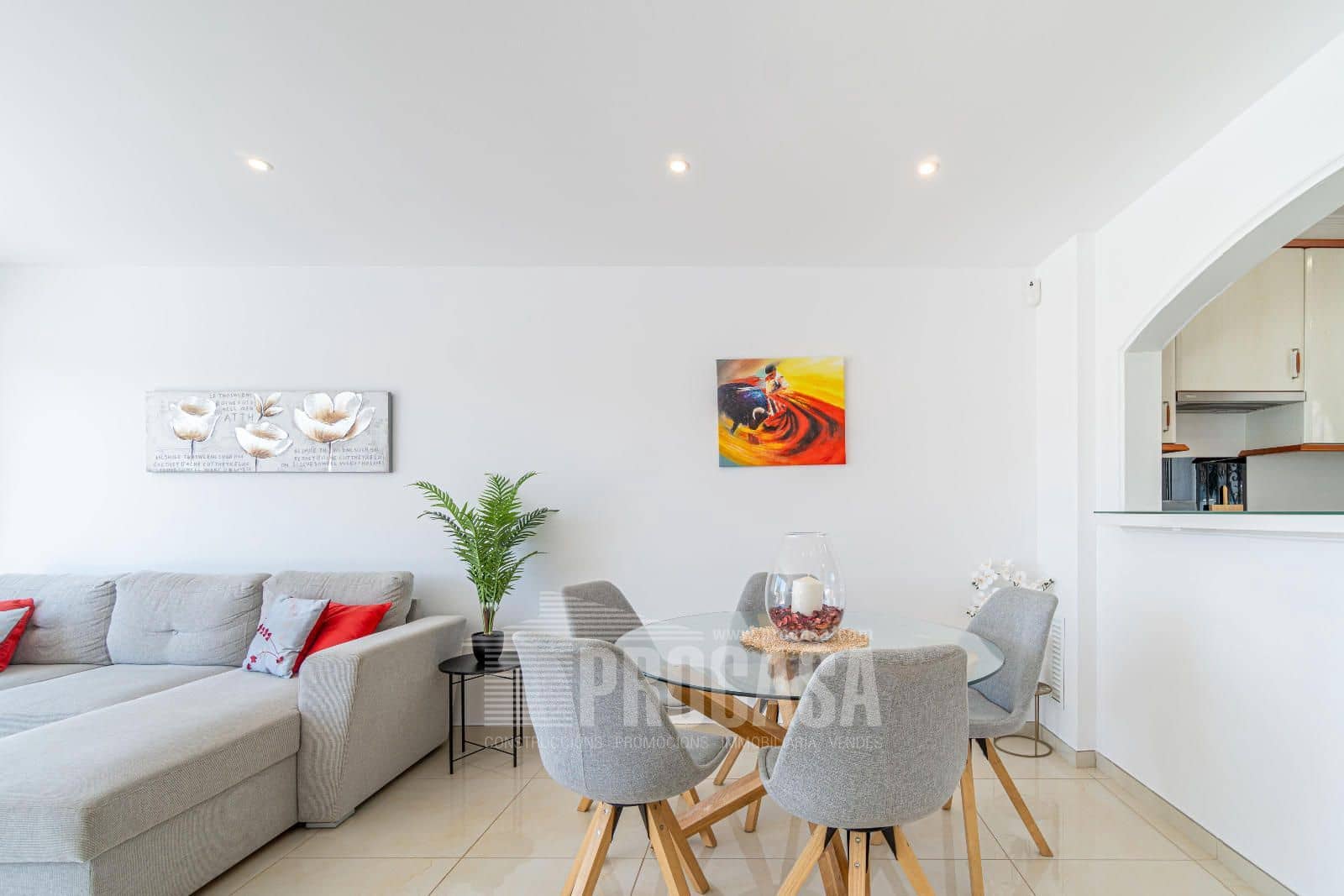 3 sypialnia Willa na sprzedaż w Empuriabrava z basenem garażem - 670 000 € (Ref: 8610088)