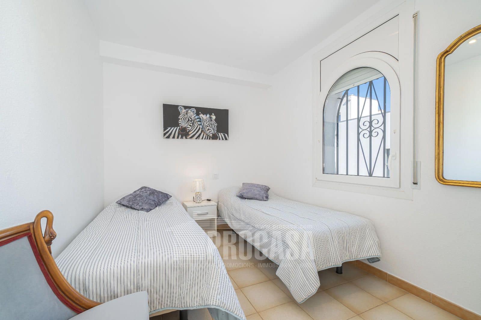 3 sypialnia Willa na sprzedaż w Empuriabrava z basenem garażem - 670 000 € (Ref: 8610088)