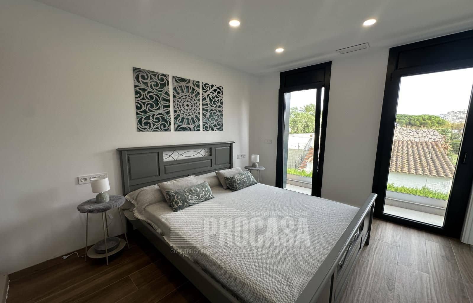 4 sypialnia Willa na sprzedaż w Empuriabrava z basenem - 795 000 € (Ref: 8616447)