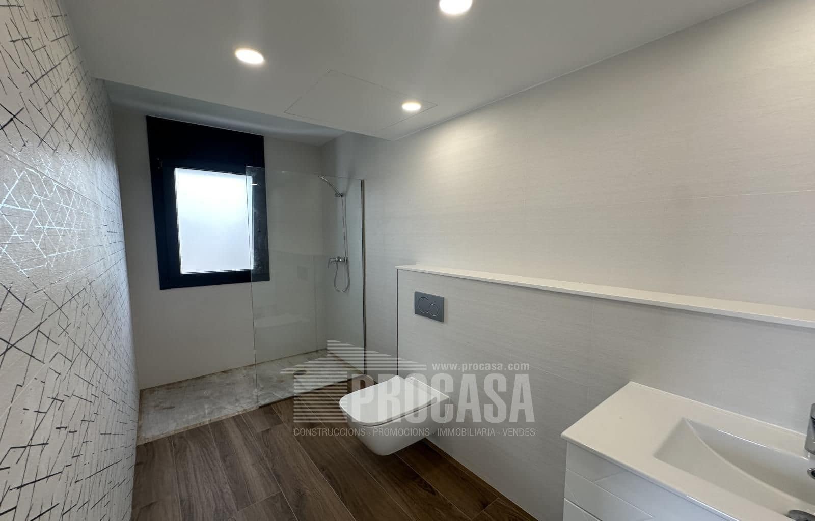 4 sypialnia Willa na sprzedaż w Empuriabrava z basenem - 795 000 € (Ref: 8616447)