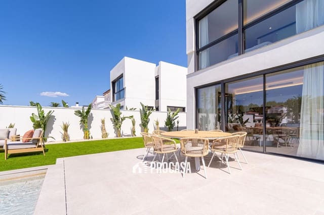 4 sypialnia Willa na sprzedaż w Empuriabrava, Castelló d'Empúries z basenem garażem - 1 490 000 € (Ref: 8640595)