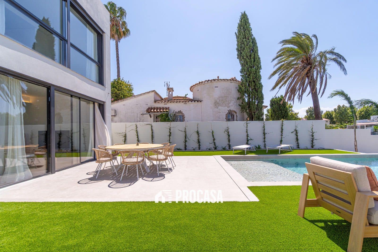 4 sypialnia Willa na sprzedaż w Empuriabrava z basenem garażem - 1 490 000 € (Ref: 8640595)