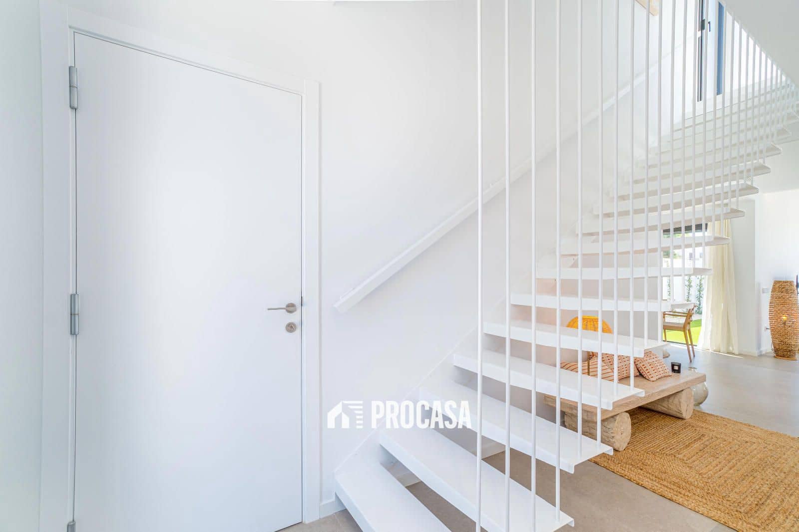 4 sypialnia Willa na sprzedaż w Empuriabrava z basenem garażem - 1 490 000 € (Ref: 8640595)