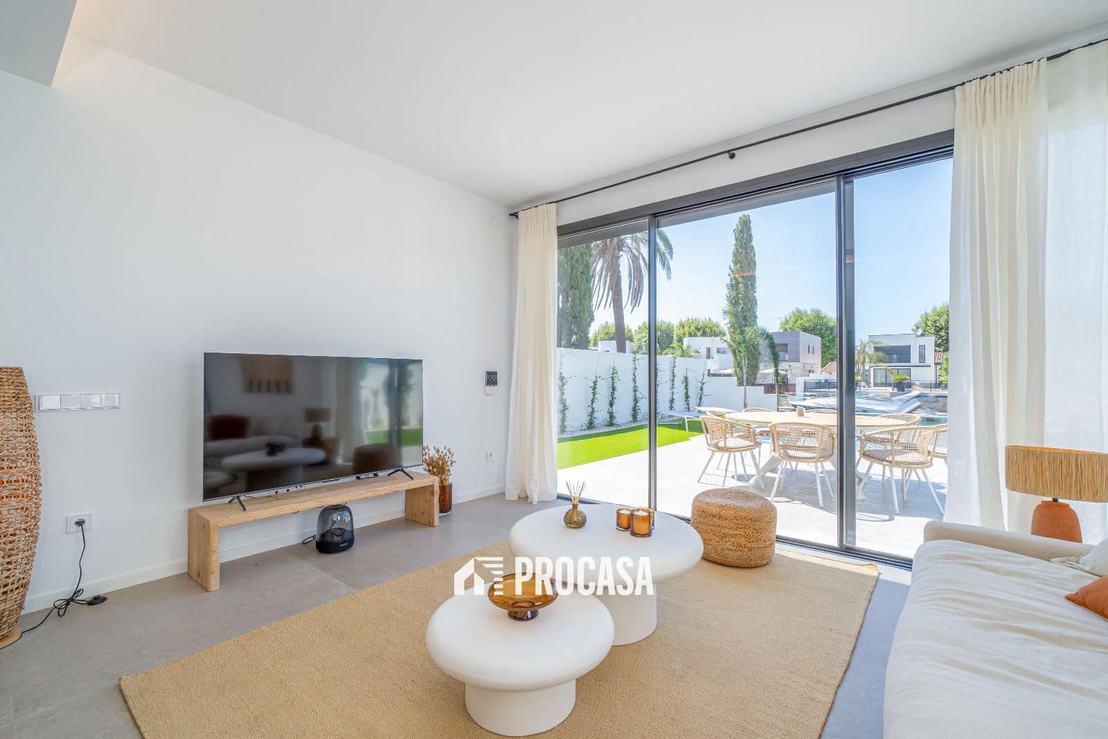 4 sypialnia Willa na sprzedaż w Empuriabrava z basenem garażem - 1 490 000 € (Ref: 8640595)