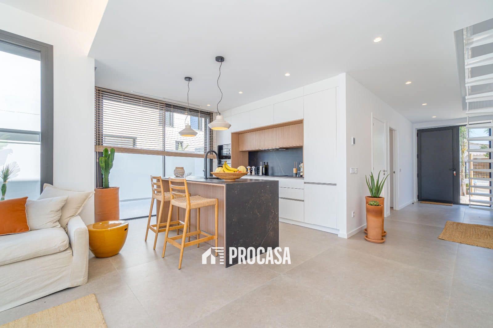 4 sypialnia Willa na sprzedaż w Empuriabrava z basenem garażem - 1 490 000 € (Ref: 8640595)