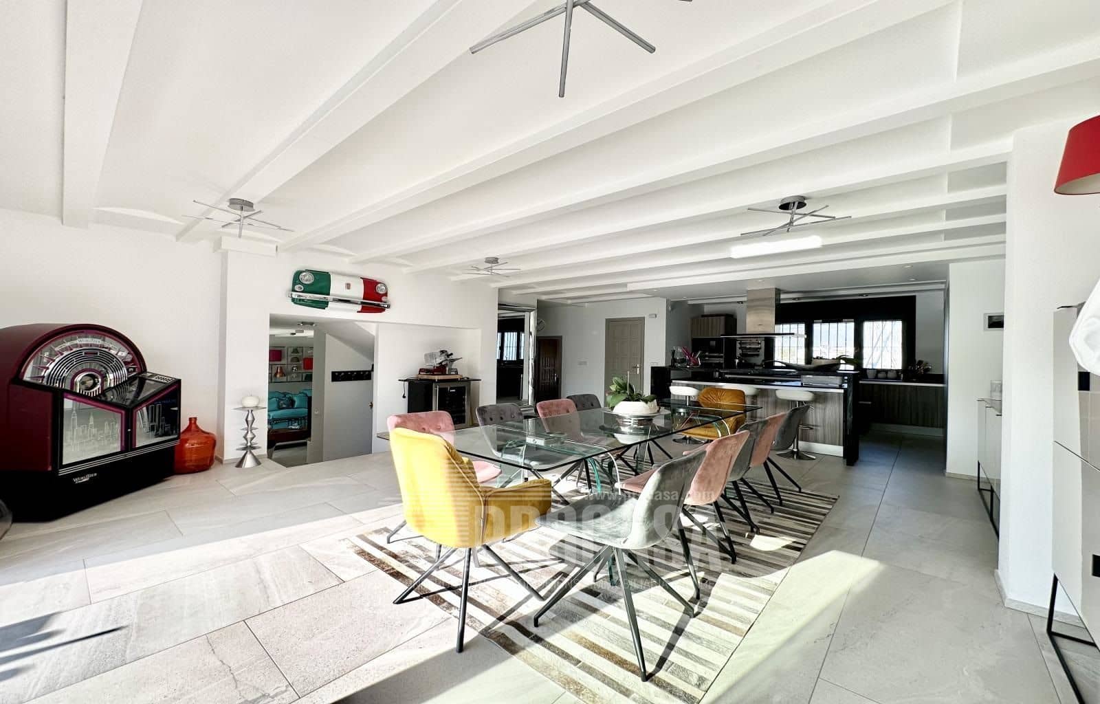 6 Zimmer Villa zu verkaufen in Empuriabrava mit Pool Garage - 1.750.000 € (Ref: 8646990)