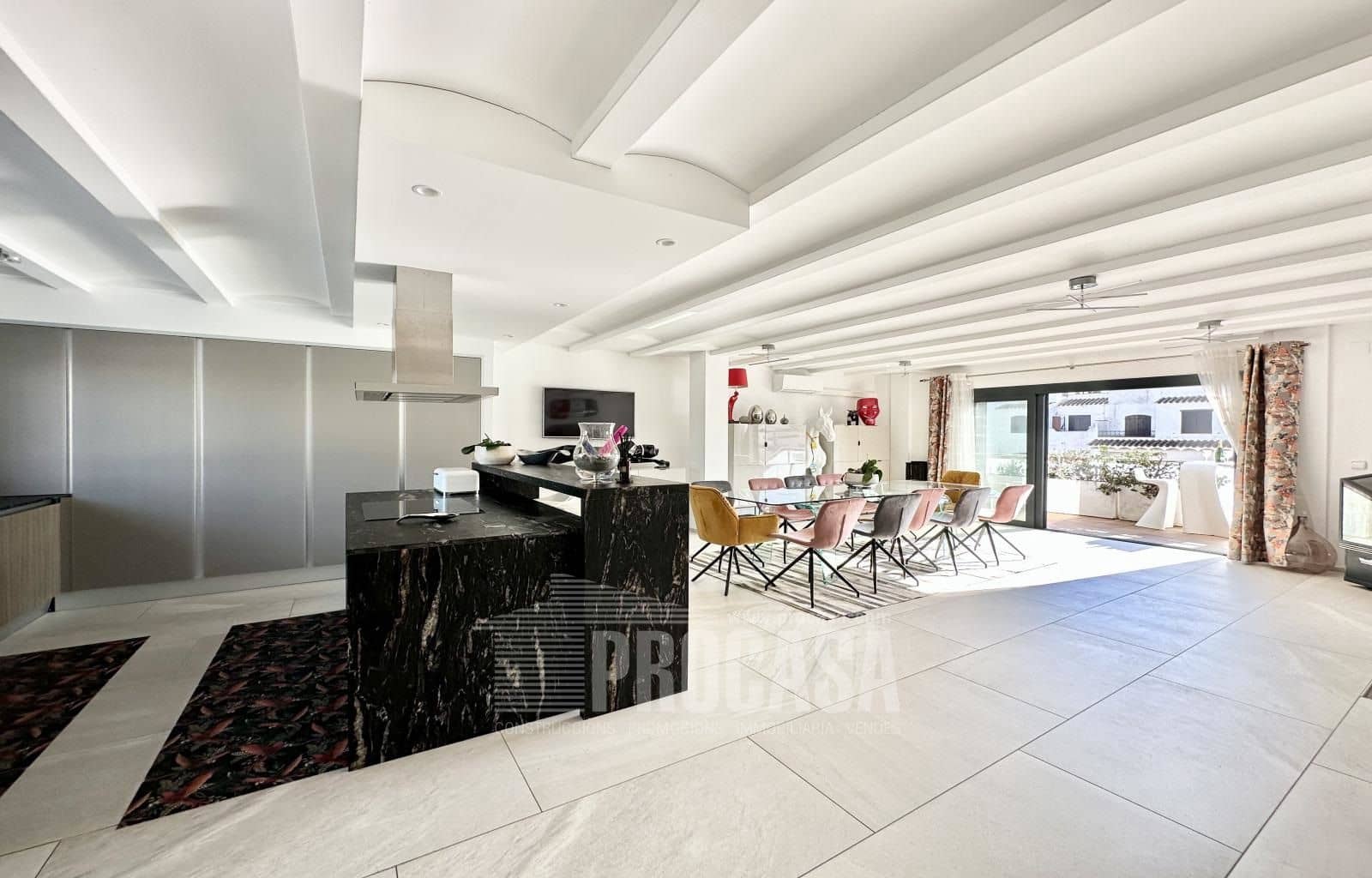 6 Zimmer Villa zu verkaufen in Empuriabrava mit Pool Garage - 1.750.000 € (Ref: 8646990)