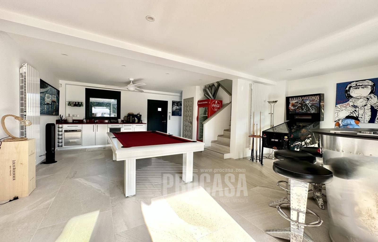 6 Zimmer Villa zu verkaufen in Empuriabrava mit Pool Garage - 1.750.000 € (Ref: 8646990)