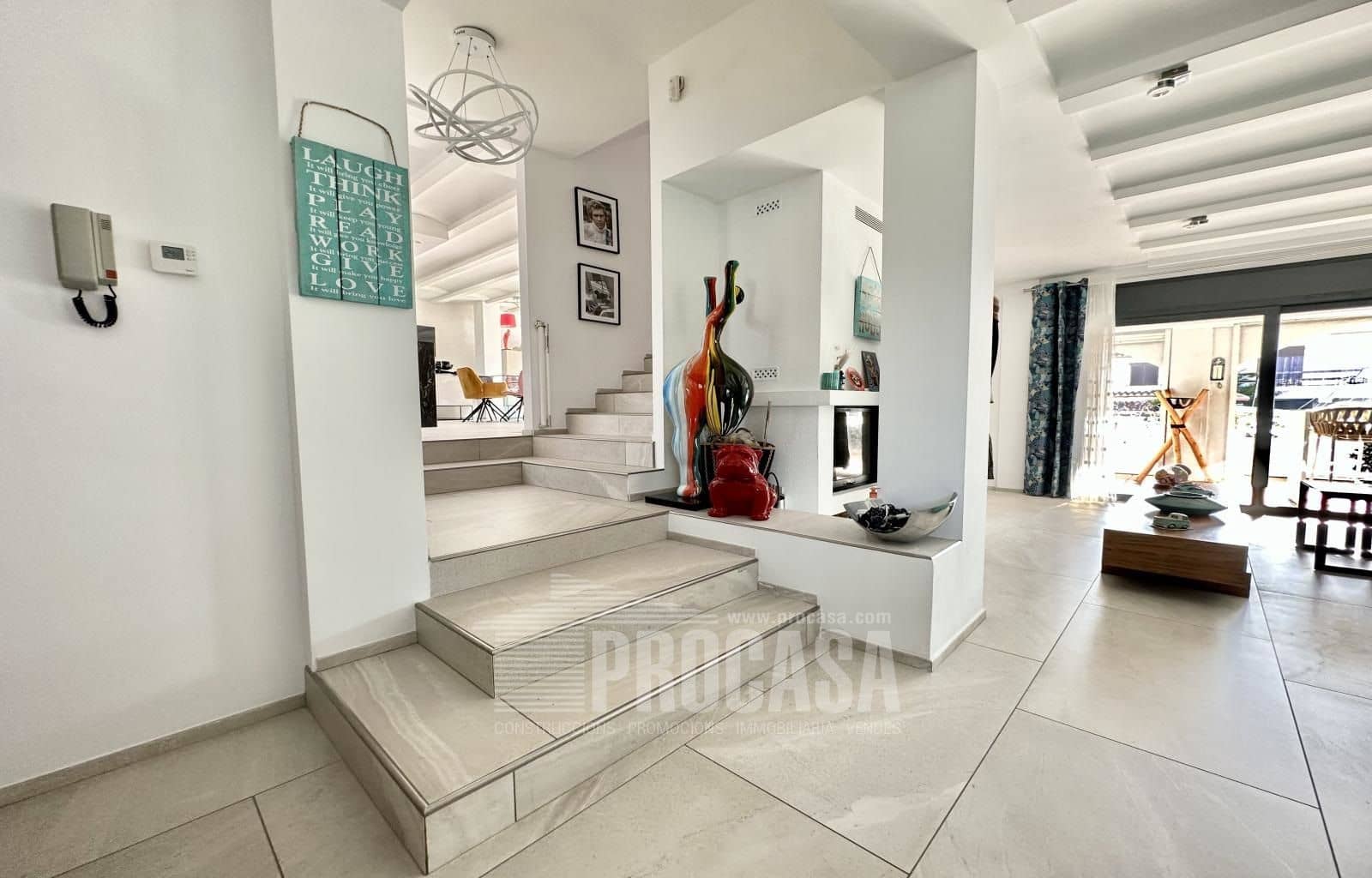 6 Zimmer Villa zu verkaufen in Empuriabrava mit Pool Garage - 1.750.000 € (Ref: 8646990)