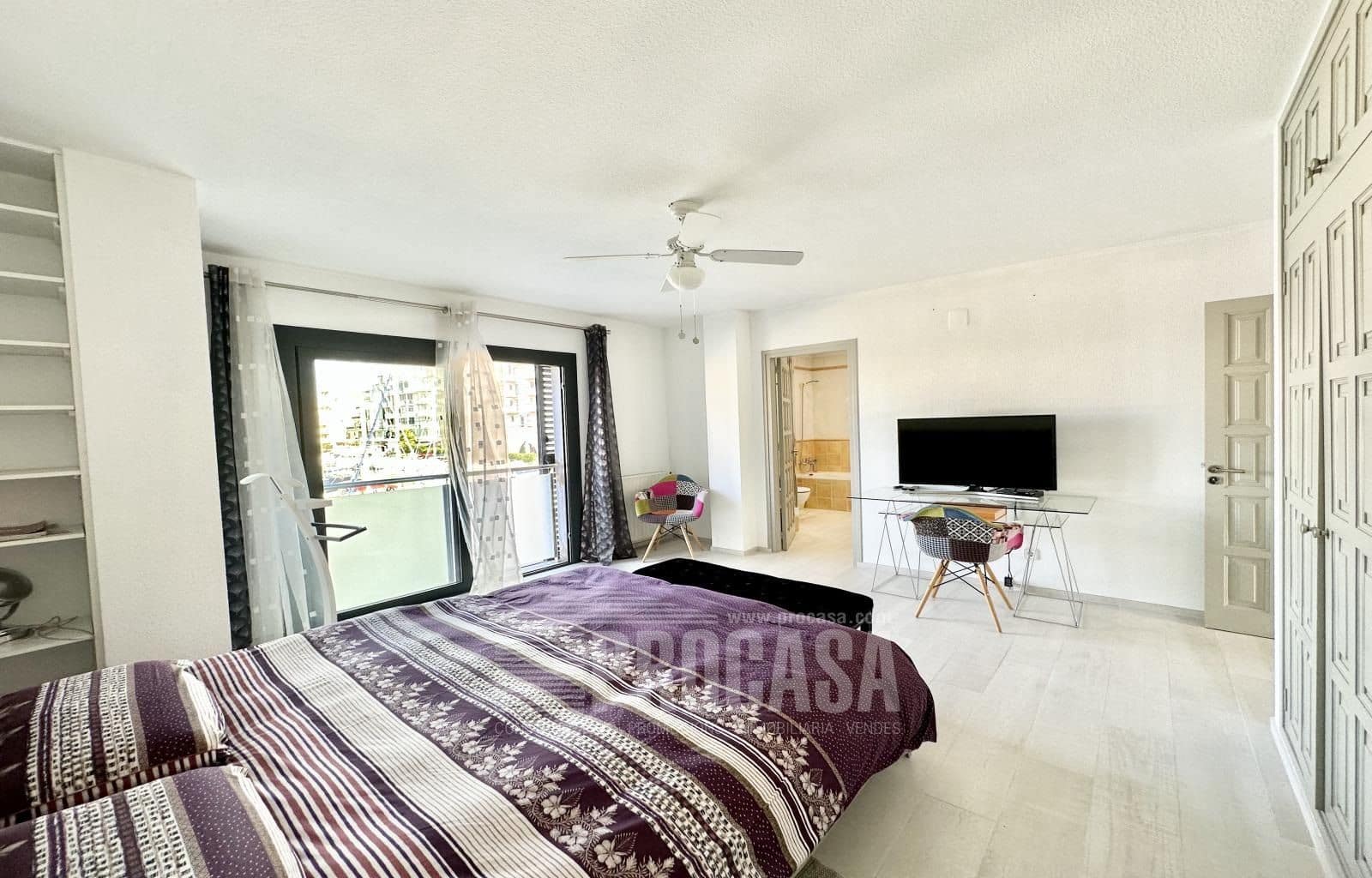 6 Zimmer Villa zu verkaufen in Empuriabrava mit Pool Garage - 1.750.000 € (Ref: 8646990)