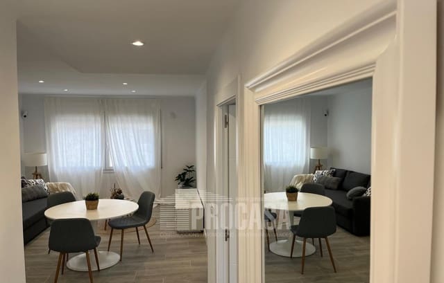 2 chambre Appartement à vendre à Empuriabrava, Castelló d'Empúries avec piscine garage - 260 000 € (Ref: 8668627)
