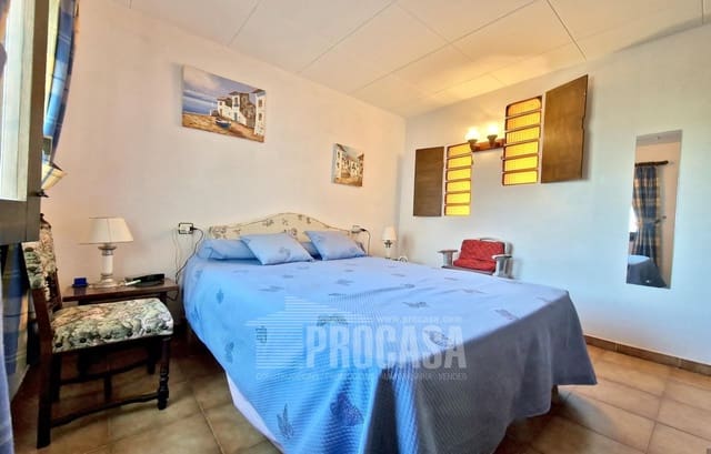 2 soverom Villa til salgs i Santa Margarida, Roses med svømmebasseng garasje - € 240 000 (Ref: 8668628)