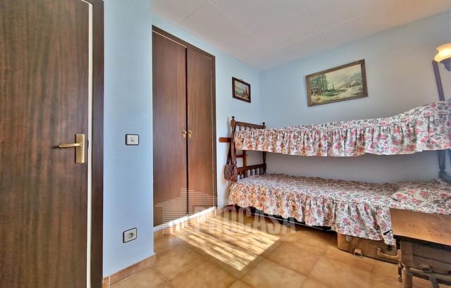 2 soverom Villa til salgs i Santa Margarida, Roses med svømmebasseng garasje - € 240 000 (Ref: 8668628)