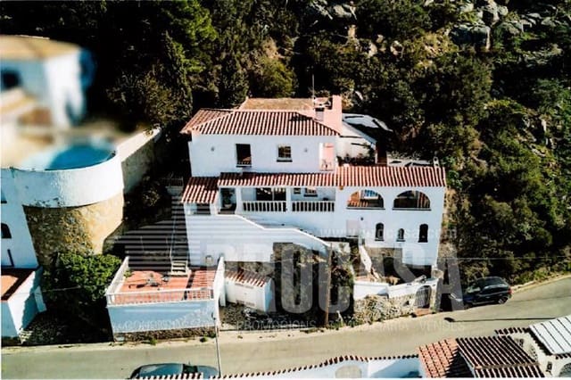 3 sypialnia Willa na sprzedaż w Roses z basenem garażem - 790 000 € (Ref: 8685137)