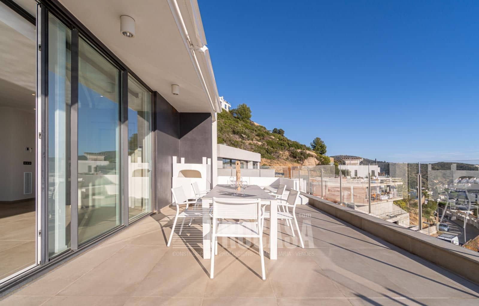 4 slaapkamer Villa te koop in Roses met zwembad garage - € 1.790.000 (Ref: 8686441)