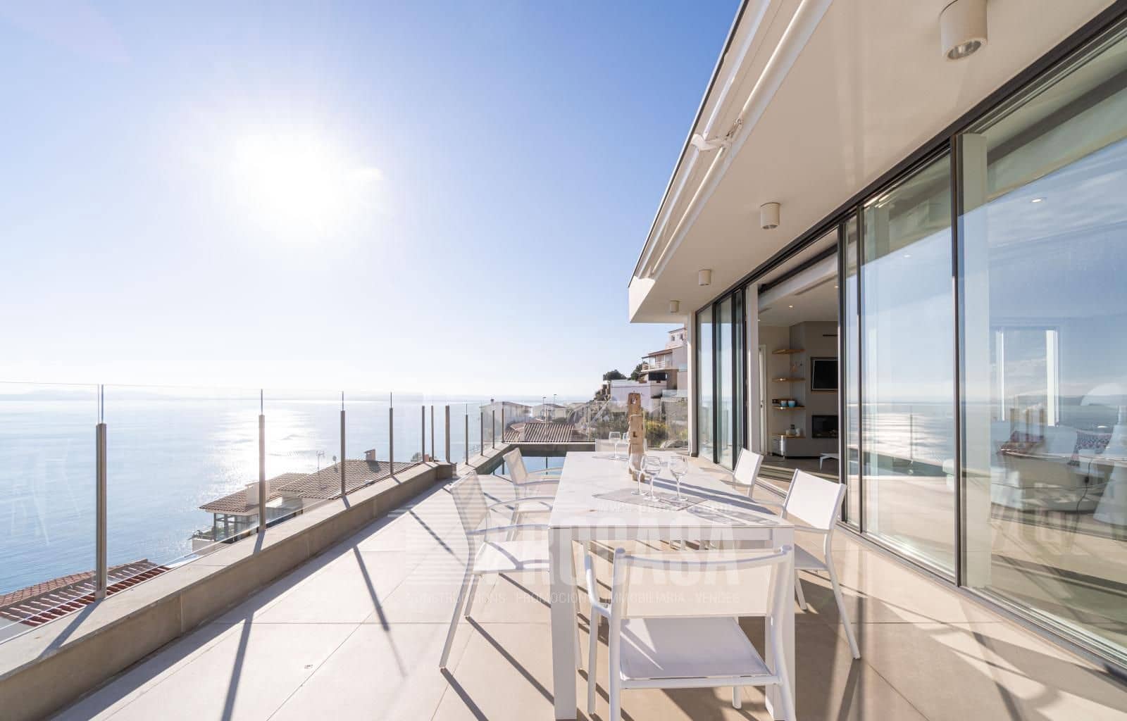 4 slaapkamer Villa te koop in Roses met zwembad garage - € 1.790.000 (Ref: 8686441)