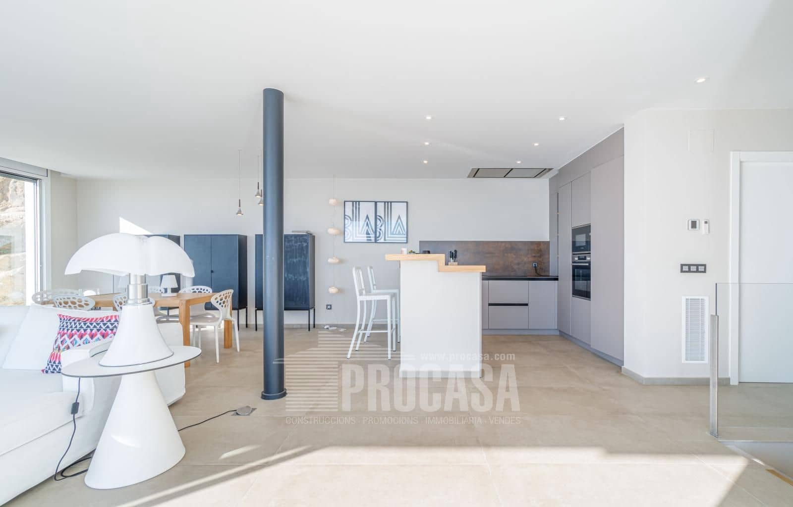 4 slaapkamer Villa te koop in Roses met zwembad garage - € 1.790.000 (Ref: 8686441)