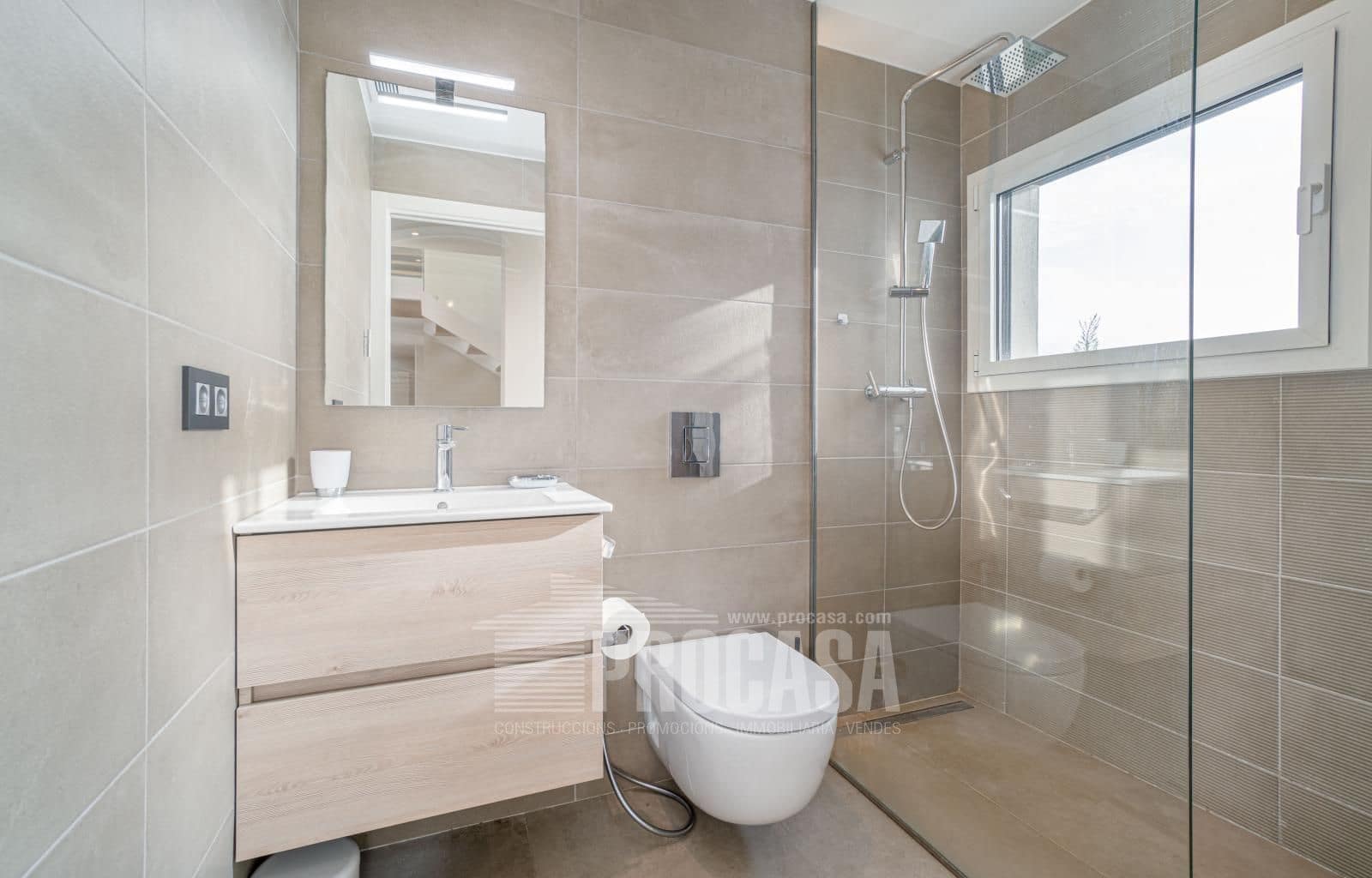 4 slaapkamer Villa te koop in Roses met zwembad garage - € 1.790.000 (Ref: 8686441)