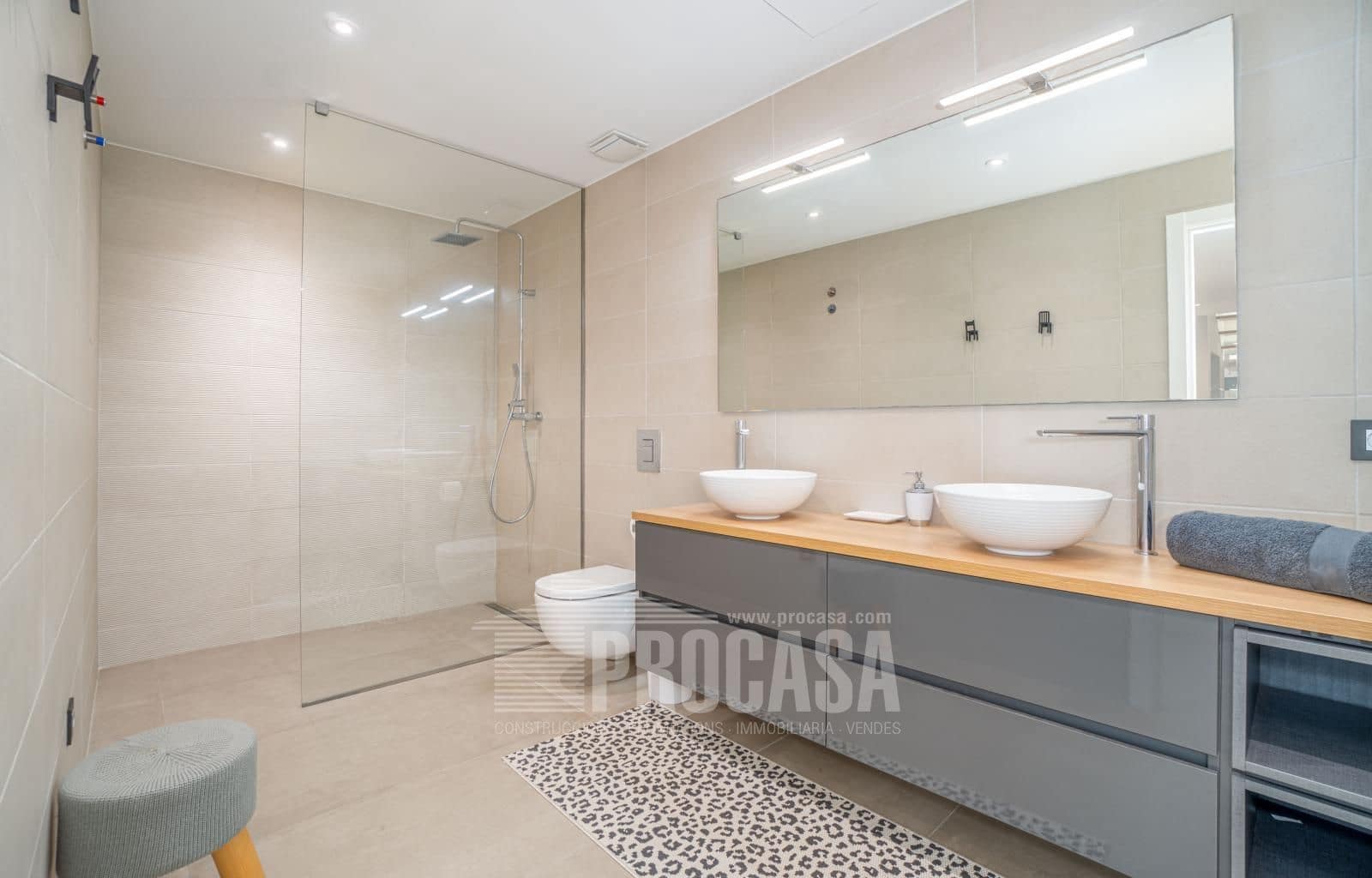 4 slaapkamer Villa te koop in Roses met zwembad garage - € 1.790.000 (Ref: 8686441)