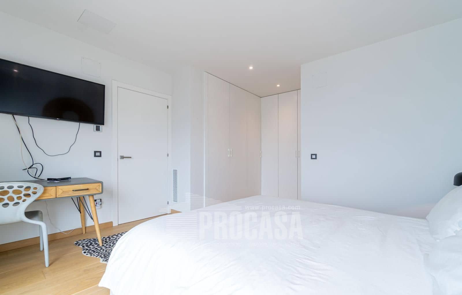 4 slaapkamer Villa te koop in Roses met zwembad garage - € 1.790.000 (Ref: 8686441)