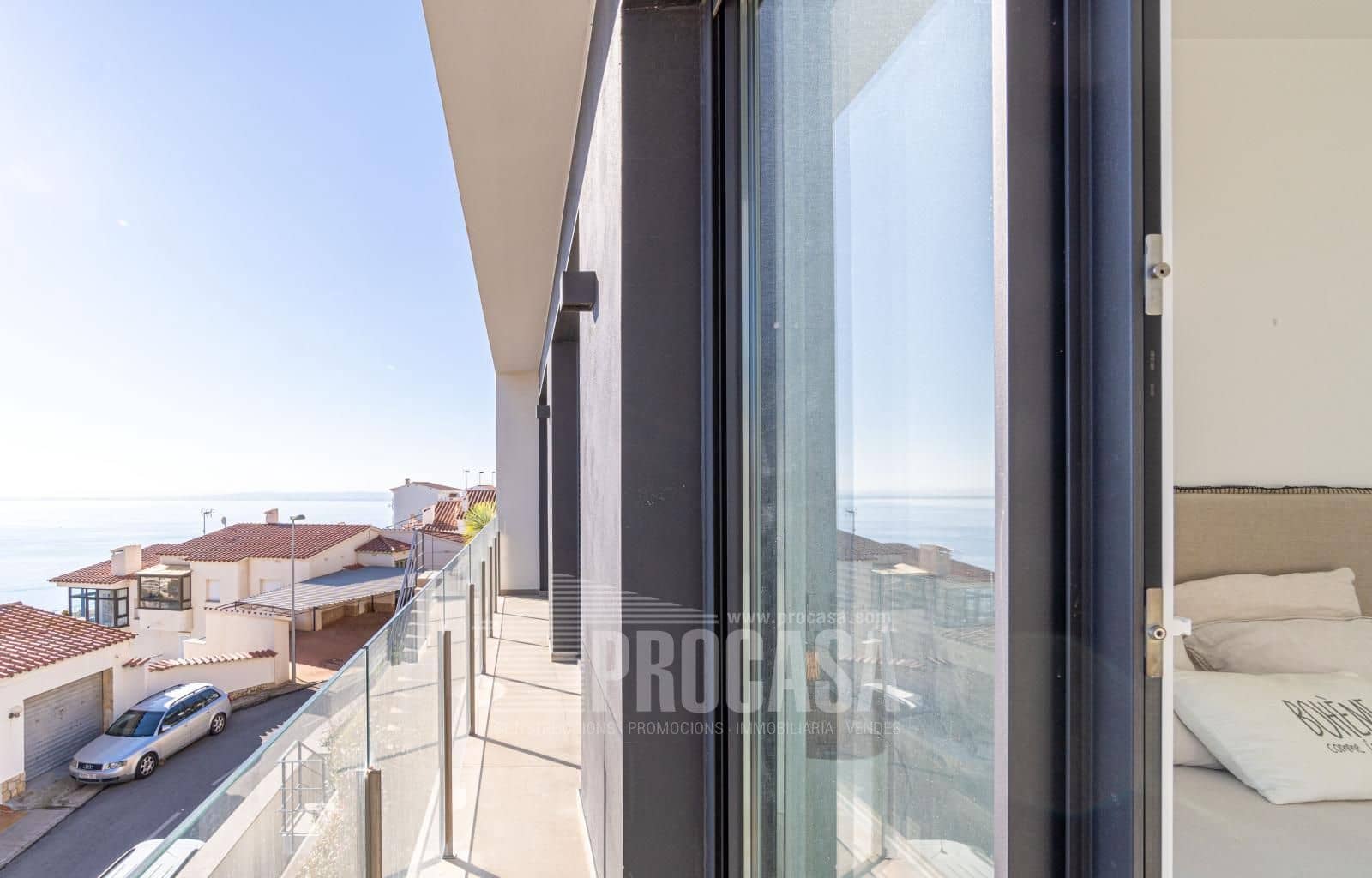 4 slaapkamer Villa te koop in Roses met zwembad garage - € 1.790.000 (Ref: 8686441)