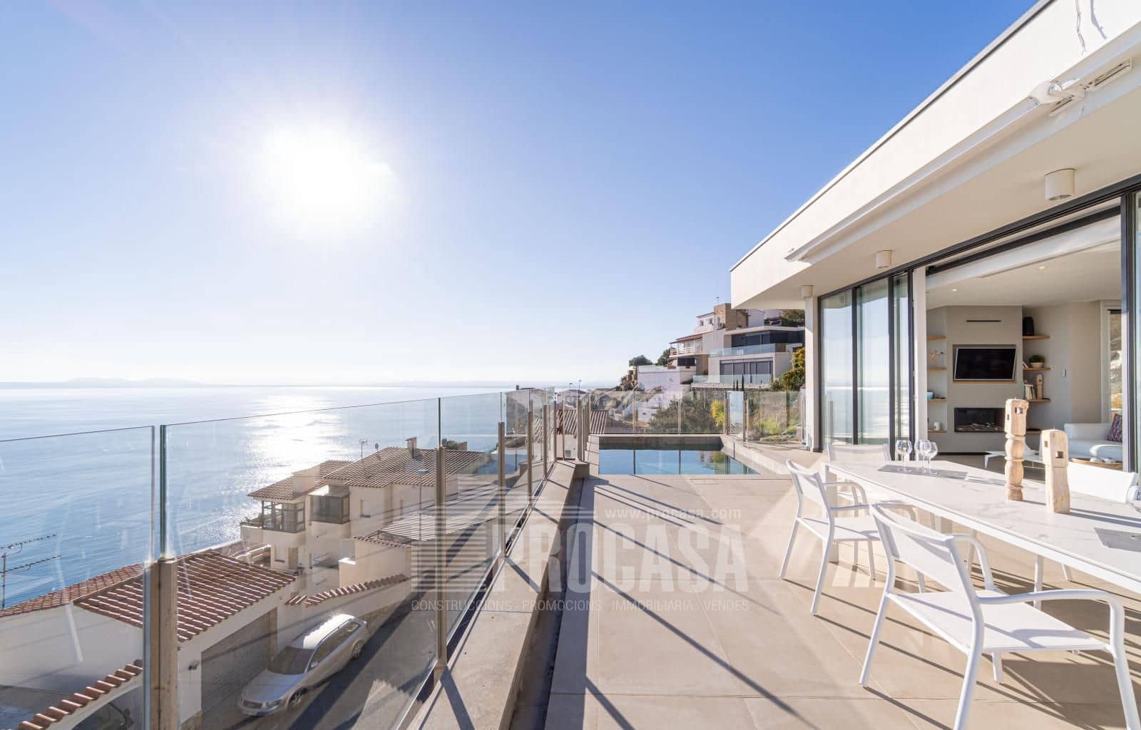 4 slaapkamer Villa te koop in Roses met zwembad garage - € 1.790.000 (Ref: 8686441)