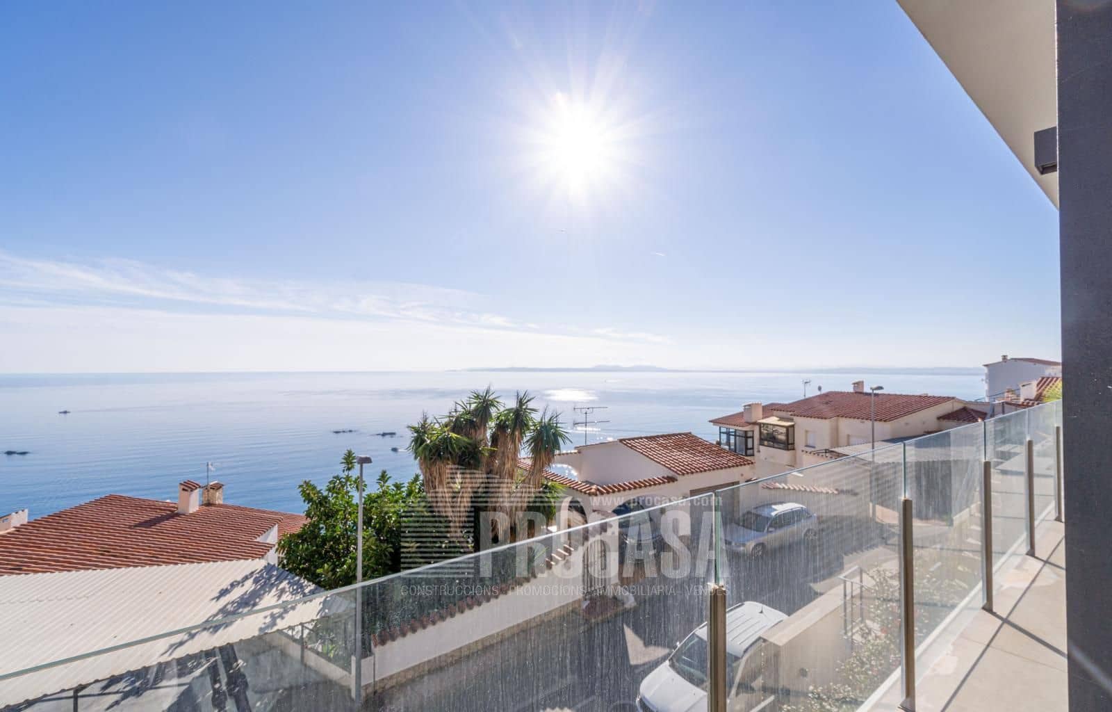 4 slaapkamer Villa te koop in Roses met zwembad garage - € 1.790.000 (Ref: 8686441)