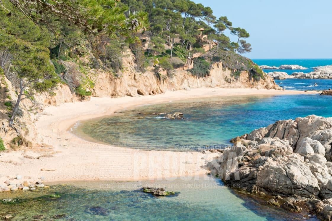 4 soveværelse Villa til salg i Santa Margarida med swimmingpool garage - € 875.000 (Ref: 8687985)