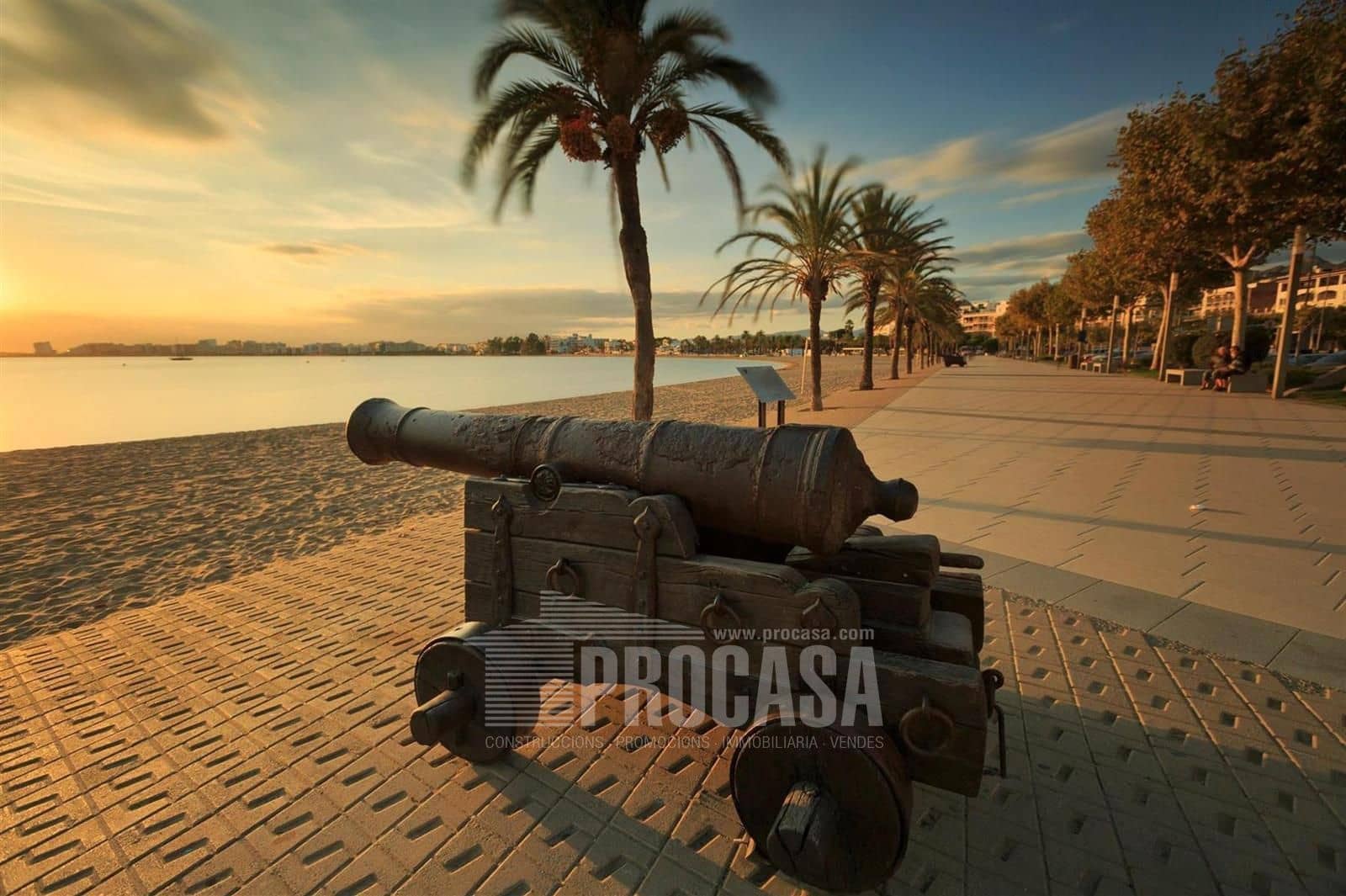 4 soveværelse Villa til salg i Santa Margarida med swimmingpool garage - € 875.000 (Ref: 8687985)