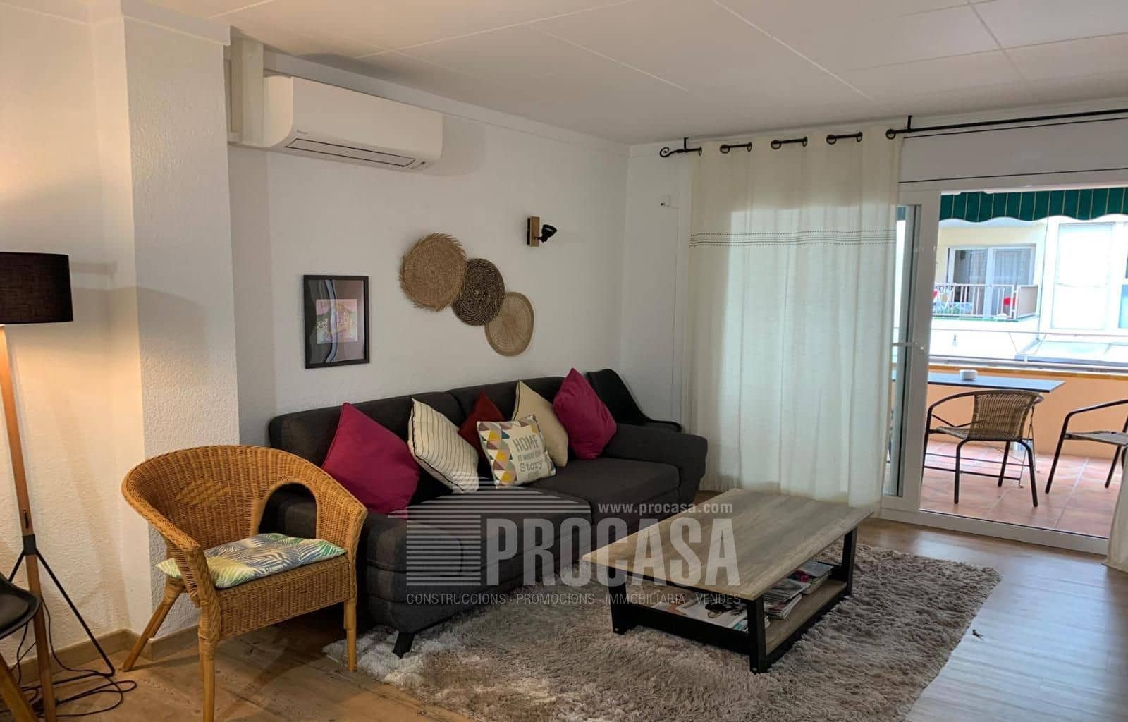 3 bedroom Flat for sale in Roses - € 234,000 (Ref: 8723089)