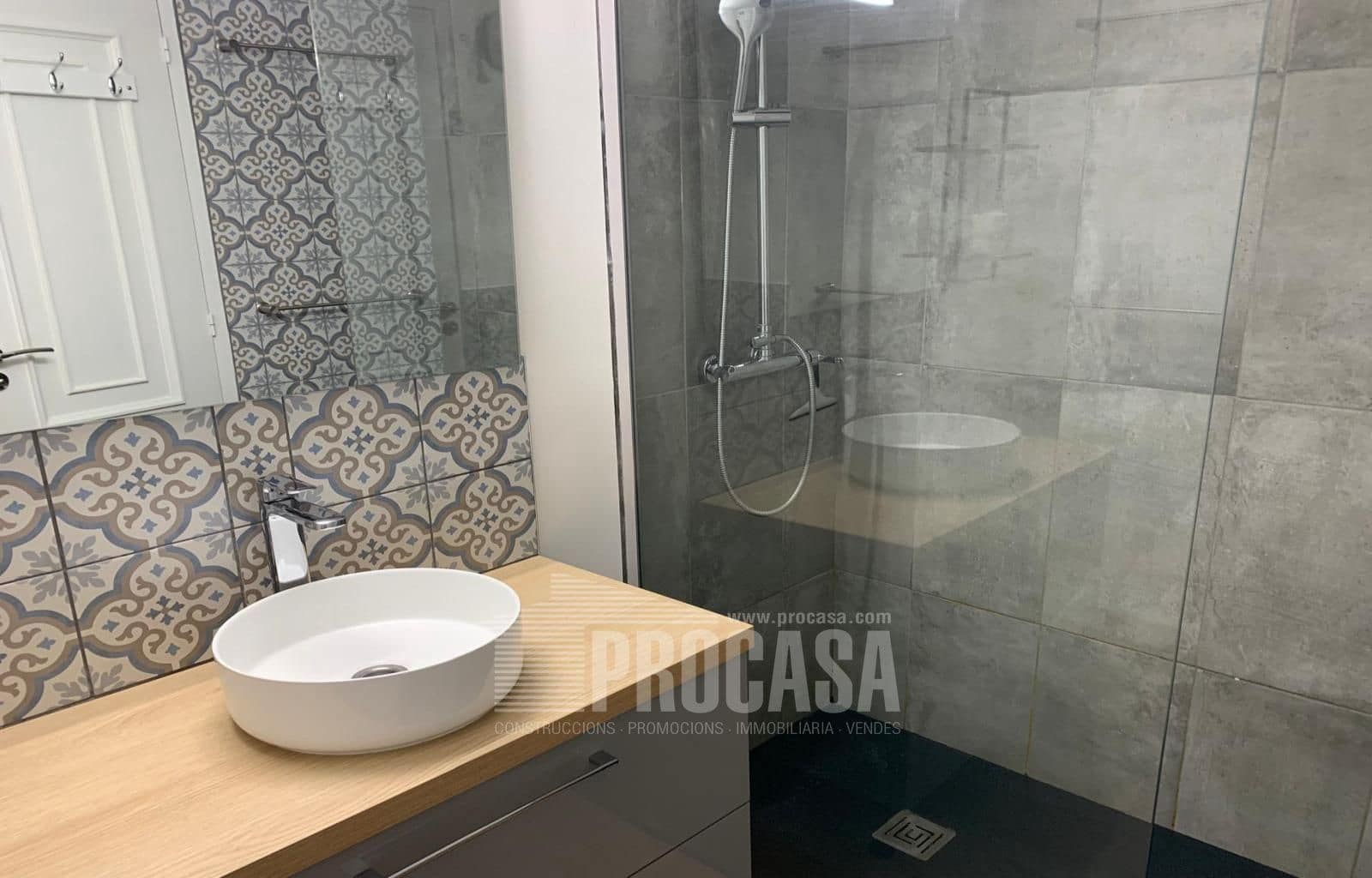 3 bedroom Flat for sale in Roses - € 234,000 (Ref: 8723089)