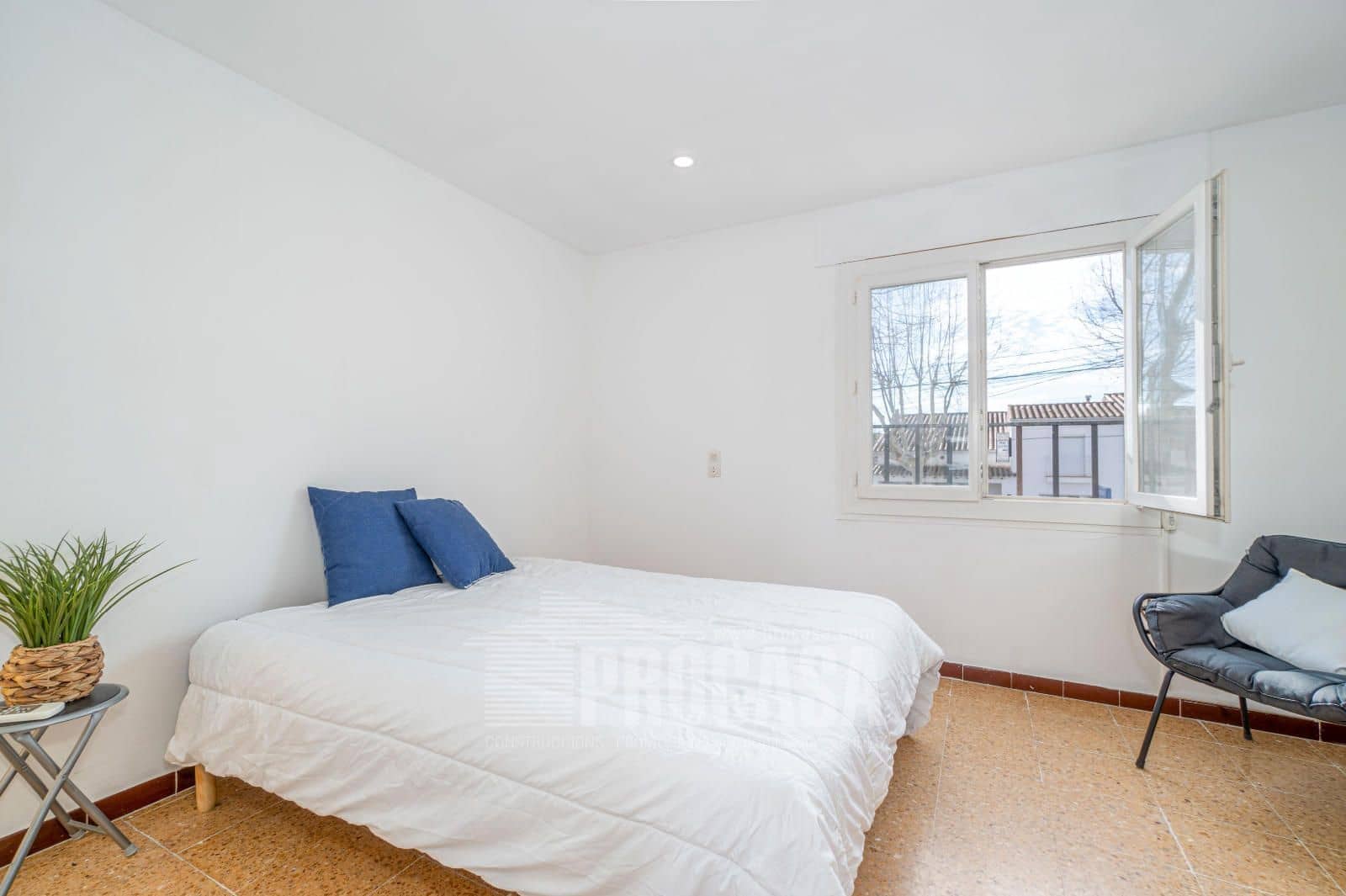 3 soveværelse Byhus til salg i Empuriabrava med garage - € 395.000 (Ref: 8766125)